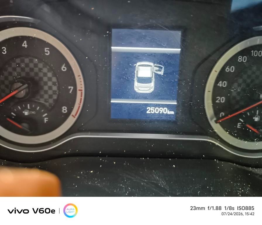 Hyundai Aura - Image 8